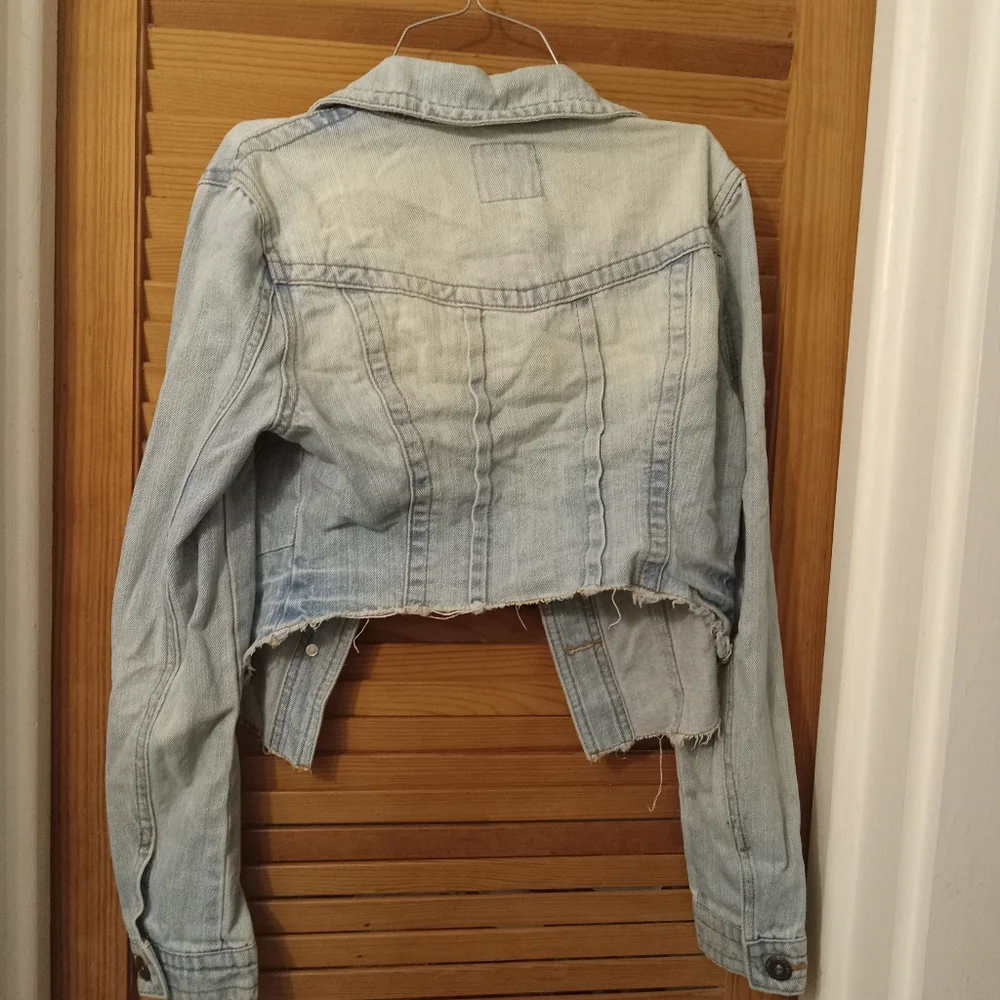 Crop jean jacket - Picture 2 of 5